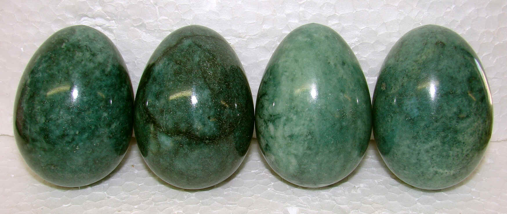 2inchdkgreeneggs.jpg (582341 bytes)